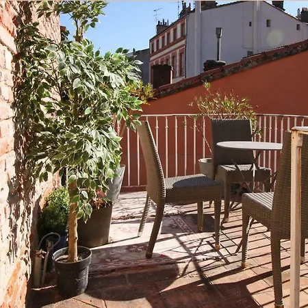 Casa Carlos Gardel * Тулуза